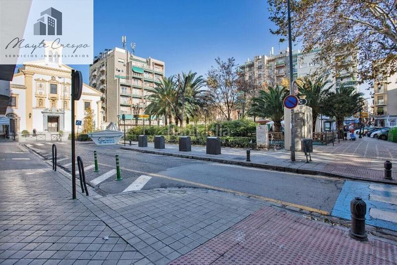 Foto f8c13992-903b-42e1-9b35-f22d23f55122. Ático en calle águila 26 ático a reformar junto al palacio de los patos en Granada