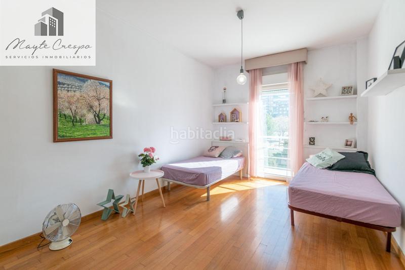 Foto 16e454b1-9fed-4c0c-a4a5-73bc0211010a. Chalet azo en zaidín con piscina privada espacio, luz y comodidad en una zona top en Granada