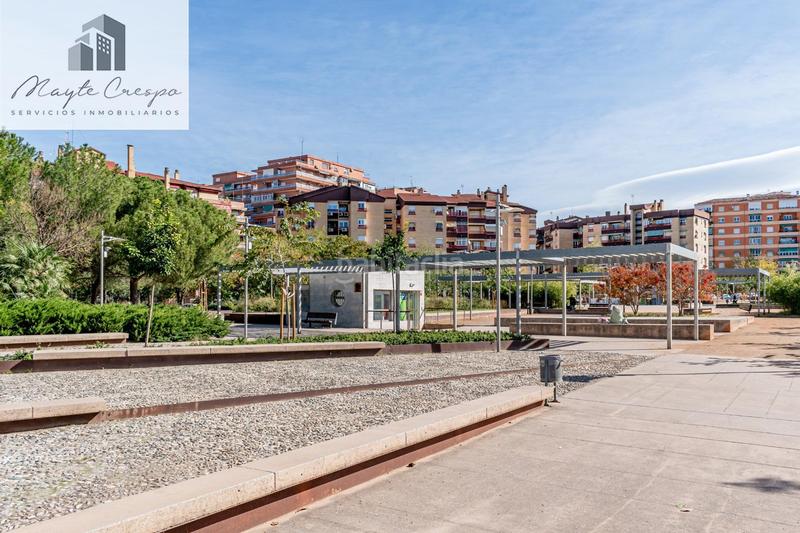 Foto 21c8b23b-1fb1-441b-aa6a-eeef77b536ec. Chalet azo en zaidín con piscina privada espacio, luz y comodidad en una zona top en Granada