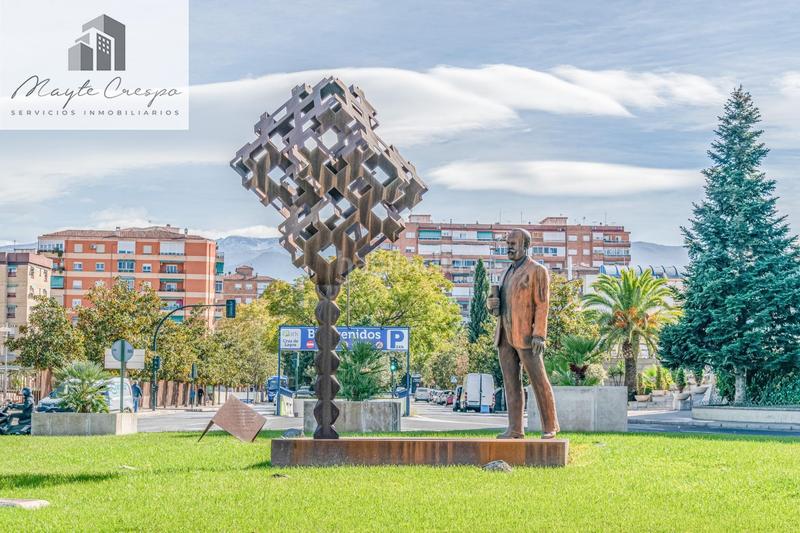 Foto 25be5063-9d5d-425c-930c-8c22cb63f147. Chalet azo en zaidín con piscina privada espacio, luz y comodidad en una zona top en Granada