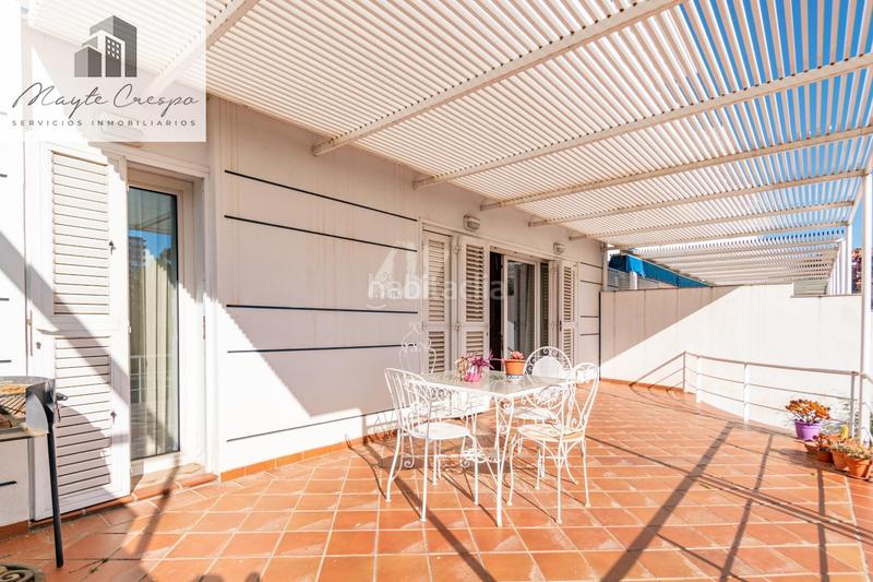 Foto 57fe68db-479a-49c0-b604-9f5d14816391. Chalet azo en zaidín con piscina privada espacio, luz y comodidad en una zona top en Granada