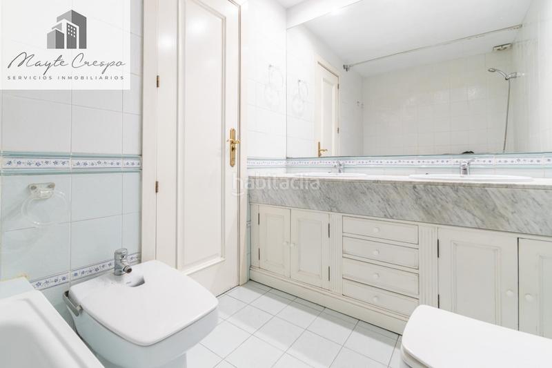 Foto 5cc0ecea-73da-4fc1-9c76-c38f2747321b. Chalet azo en zaidín con piscina privada espacio, luz y comodidad en una zona top en Granada