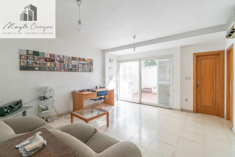 Foto 6726631b-e1d1-4e60-8259-bb81b171d387. Chalet azo en zaidín con piscina privada espacio, luz y comodidad en una zona top en Granada