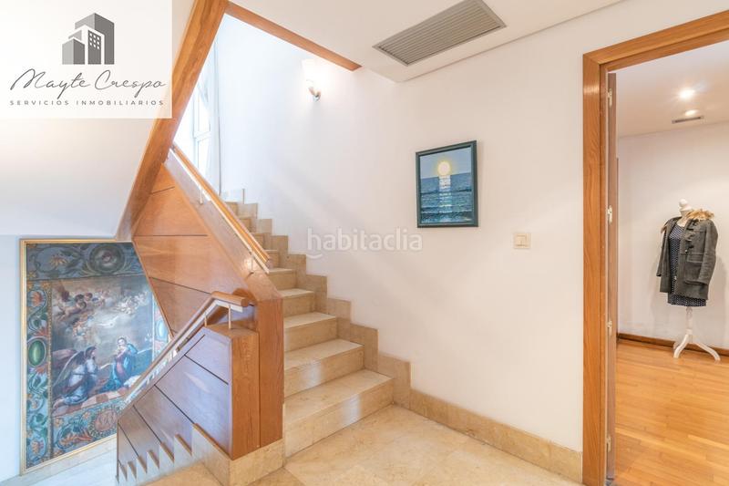Foto c8046662-0fe6-4c5a-a96b-e9d28064760a. Chalet azo en zaidín con piscina privada espacio, luz y comodidad en una zona top en Granada