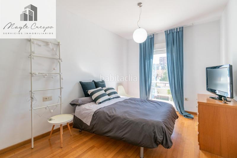 Foto d9a00c74-fd67-4142-8ca9-e7cebdb47674. Chalet azo en zaidín con piscina privada espacio, luz y comodidad en una zona top en Granada