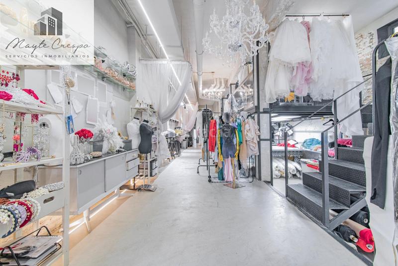 Foto d5ae445a-9540-4d38-9c82-fb29f5cabd21. Local comercial se vende espectacular espacio comercial reformado en el corazón en Granada