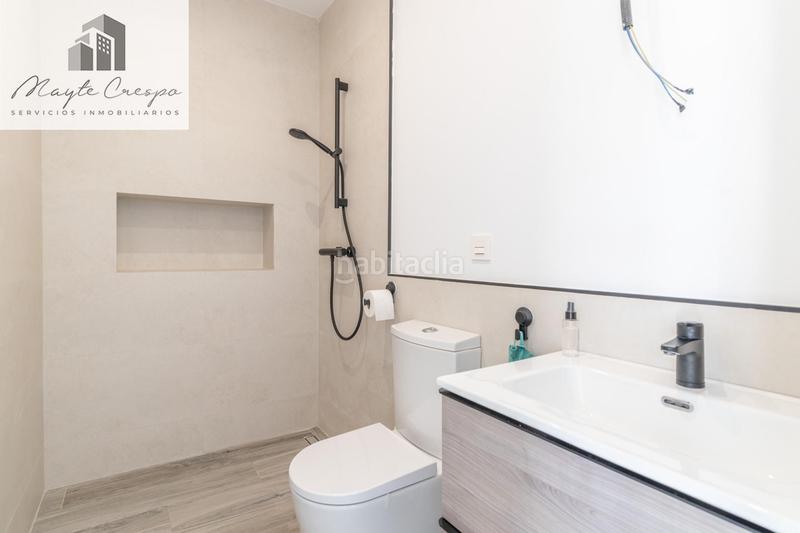 Foto 1fa6c290-1bd7-4151-990d-d90203dd553d. Chalet  nueva construcción . 5 dormitorios ,3 baños. en Otura