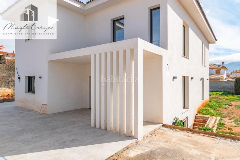 Foto b5159639-e2ae-4249-ab9e-458dc79a7ac6. Chalet  nueva construcción . 5 dormitorios ,3 baños. en Otura