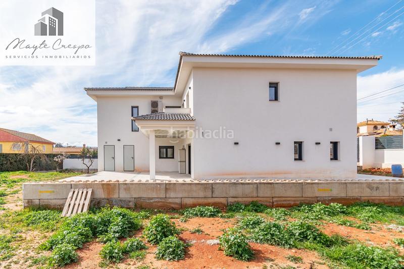 Foto ba030cdb-142e-4fe4-a40f-4ad12091e031. Chalet  nueva construcción . 5 dormitorios ,3 baños. en Otura