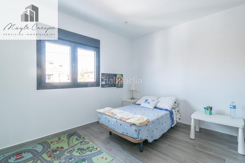 Foto dfef5783-6061-49c5-807e-26cc8028ad78. Chalet  nueva construcción . 5 dormitorios ,3 baños. en Otura