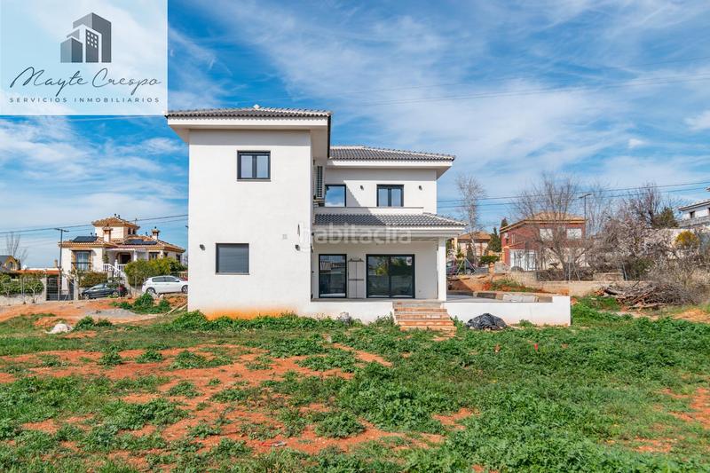 Foto f0ee394f-4923-453c-8cd0-7db89b13e895. Chalet  nueva construcción . 5 dormitorios ,3 baños. en Otura