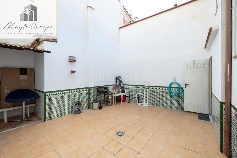 Foto 567c81b6-f42a-4f98-9820-6c4598a655c0. Casa adosada ideal como inversion casa en el centro en Albolote