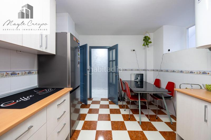 Foto a2d7e1d0-622d-4b18-adbe-ba9da13d9a07. Casa adosada ideal como inversion casa en el centro en Albolote
