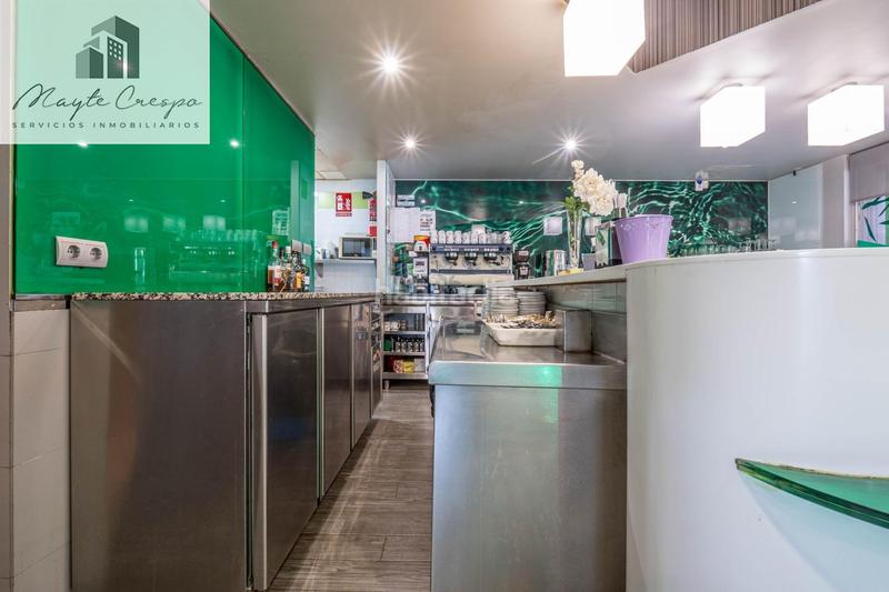 Foto 474da4dd-2c78-4b20-9692-0a4db3a21ab0. Local comercial a calle profesor francisco dalmau 11 a Granada