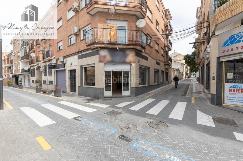 Foto 78ffbeb7-4897-4e31-9247-29eb648baee7. Local comercial en calle calle de miguel hernández 1 local en el centro en Maracena