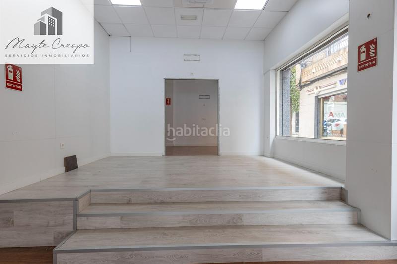 Foto b2b460d6-0554-417f-998c-5cfb8bdbebb0. Local comercial en calle calle de miguel hernández 1 local en el centro en Maracena