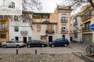 Casa a Plaza de la cruz 6. Oportunidad unica en el barrio de san ildefonso