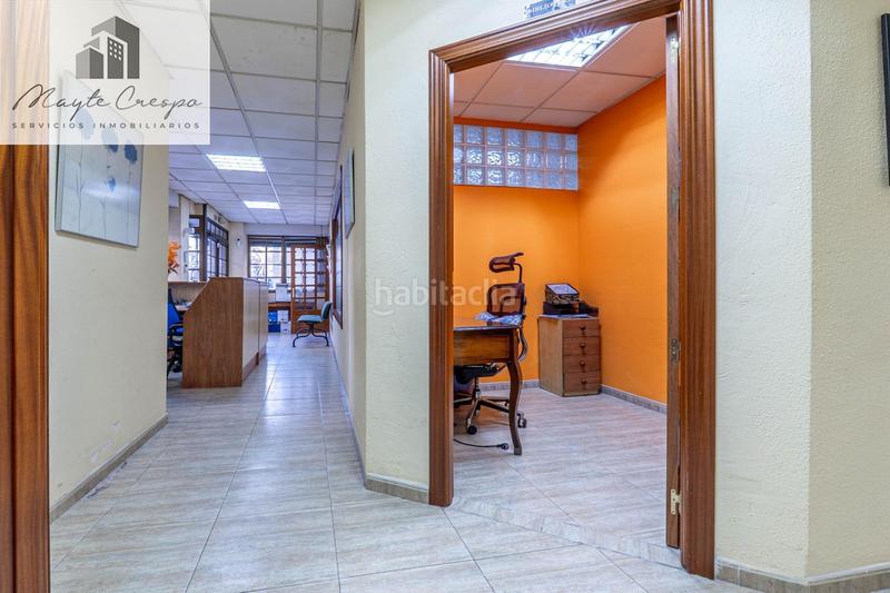 Foto 51c2b451-60f7-43f2-ad81-711fe71d93dc. Local comercial en calle isaac albeniz 12 local comercial en Granada