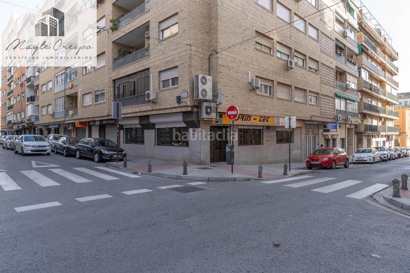 Foto a37570aa-5130-4010-b052-6fee3751eb66. Local comercial en calle isaac albeniz 12 local comercial en Granada