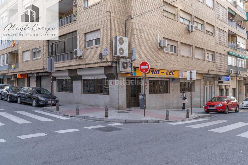 Foto abe05591-7a65-42b4-86cc-37fb763b81c9. Local comercial en calle isaac albeniz 12 local comercial en Granada