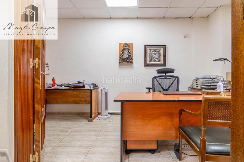 Foto d04a6ce9-1091-4deb-9c9b-b0422956f604. Local comercial en calle isaac albeniz 12 local comercial en Granada