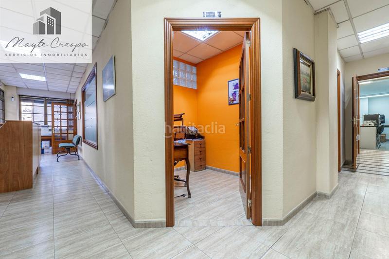 Foto efac4c24-6fd4-4f33-be2b-be7cc3e54521. Local comercial en calle isaac albeniz 12 local comercial en Granada