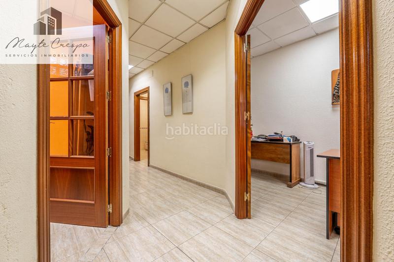 Foto f33a115a-a4ee-4e7f-8116-b7e76744ec8f. Local comercial en calle isaac albeniz 12 local comercial en Granada