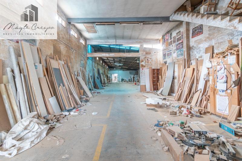 Foto 50ef5aa2-c84e-44c0-8a0e-85800659e730. Nave industrial en paseo colon 46 solar urbano en el centro en Albolote
