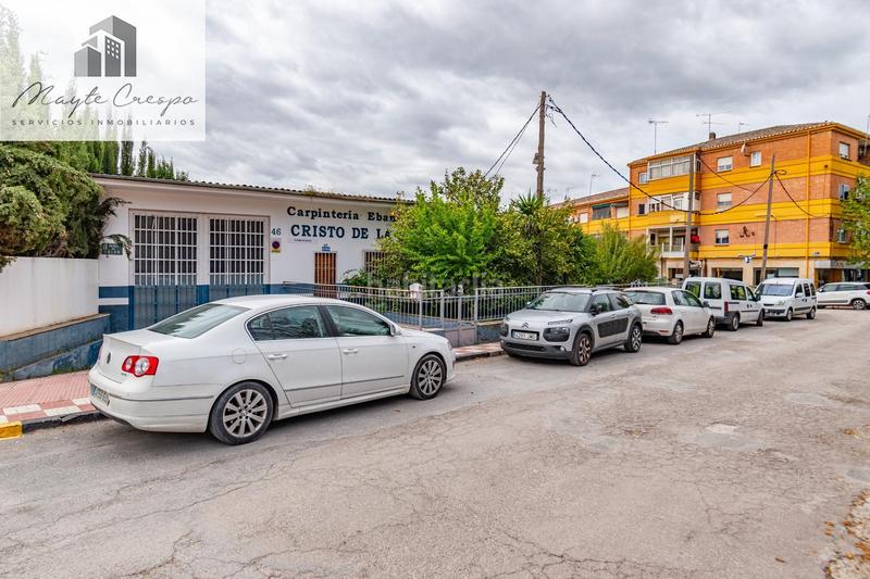 Foto 8a1f5854-ddc2-45f2-8be5-e508ea48ad00. Nave industrial en paseo colon 46 solar urbano en el centro en Albolote