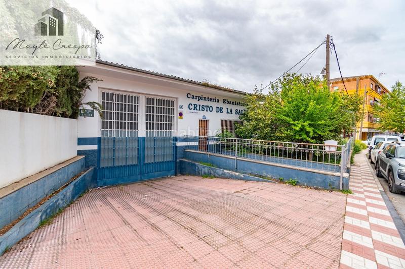 Foto d5114265-2429-452c-9ae3-2eeb943f194f. Nave industrial en paseo colon 46 solar urbano en el centro en Albolote