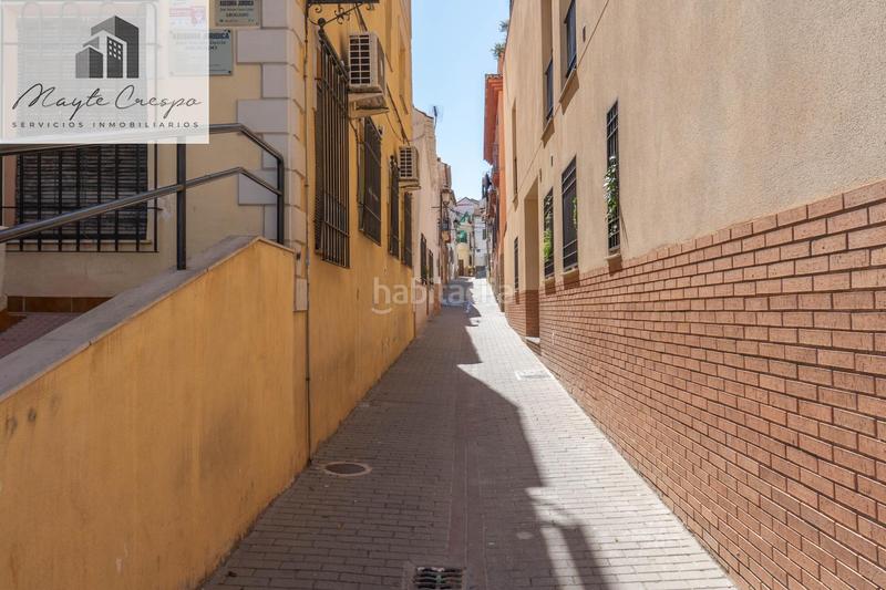 Foto 00a62f2e-85da-45c0-a0d6-fda728c790c0. Casa en calle higueras 15 increíble oportunidad en el centro de la zubia en Zubia (La)