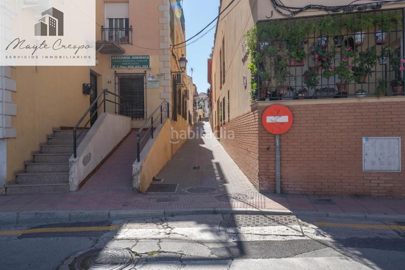 Foto 51a55a71-c9b6-4b1b-9e99-5f42664d7953. Casa en calle higueras 15 increíble oportunidad en el centro de la zubia en Zubia (La)
