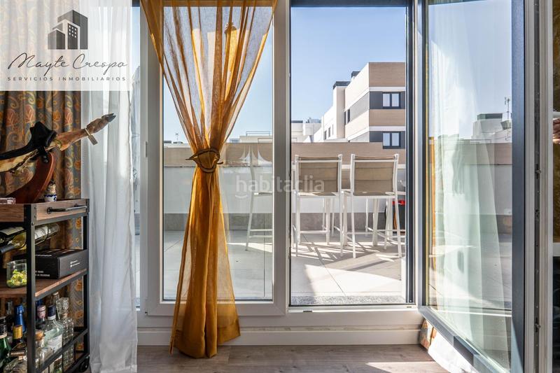 Foto 2ec00a3e-4fbb-4286-802a-ed7db4328234. Ático en calle deifontes 2 exclusivo ático con 97 m2 de terraza y vistas a sierra nevada en barrio periodistas en Granada