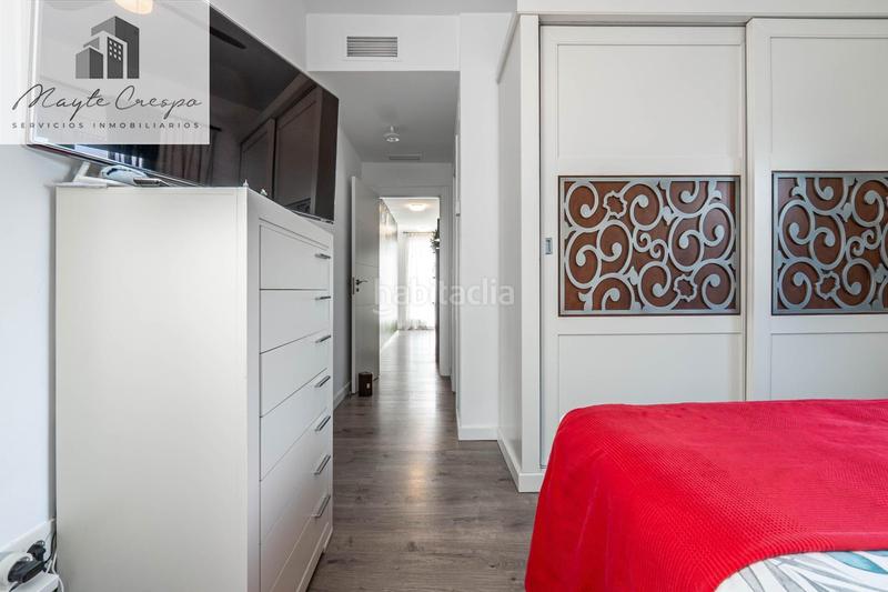 Foto 388b75f4-28a6-4d95-bc30-5a299b74c7f3. Ático en calle deifontes 2 exclusivo ático con 97 m2 de terraza y vistas a sierra nevada en barrio periodistas en Granada