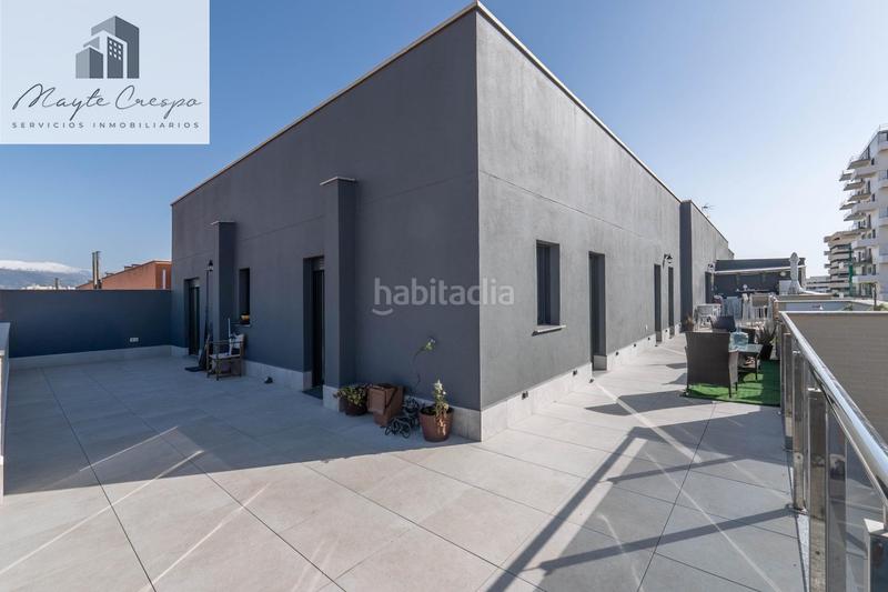 Foto 3d06816b-d608-4668-bff5-1215e23815f7. Ático en calle deifontes 2 exclusivo ático con 97 m2 de terraza y vistas a sierra nevada en barrio periodistas en Granada