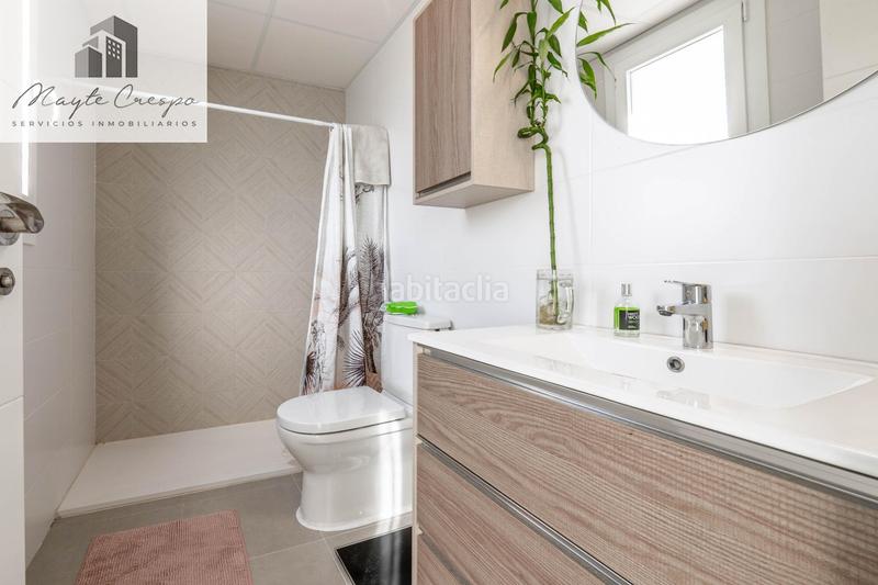 Foto 471d8ac3-b70f-49c2-87a7-4b23b3b15146. Ático en calle deifontes 2 exclusivo ático con 97 m2 de terraza y vistas a sierra nevada en barrio periodistas en Granada