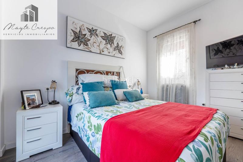 Foto a6fdf437-57b6-4513-b4cc-97872cc64e14. Ático en calle deifontes 2 exclusivo ático con 97 m2 de terraza y vistas a sierra nevada en barrio periodistas en Granada