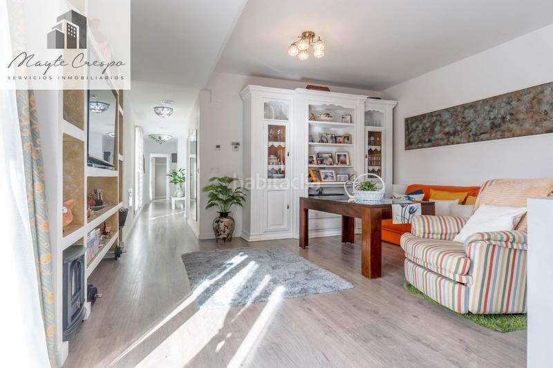 Foto abff8313-f786-4d7f-b37e-dcbf1b324bb5. Ático en calle deifontes 2 exclusivo ático con 97 m2 de terraza y vistas a sierra nevada en barrio periodistas en Granada