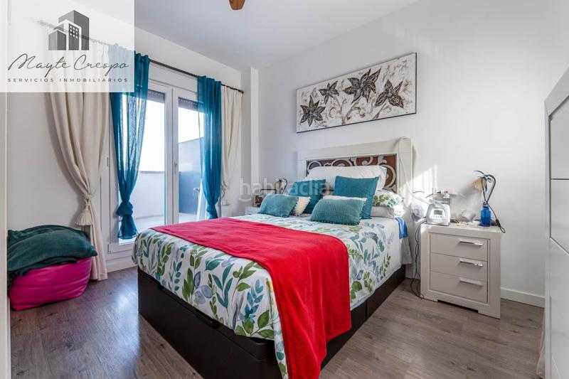 Foto cee3d71b-8cbe-4991-b01c-7acbfa9a8b1a. Ático en calle deifontes 2 exclusivo ático con 97 m2 de terraza y vistas a sierra nevada en barrio periodistas en Granada