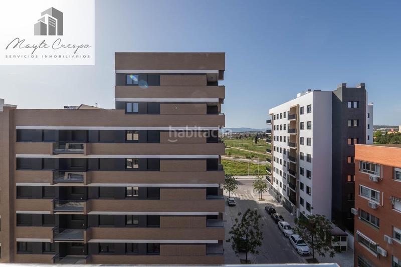 Foto f98c7cb5-c097-4e32-9ad9-04f0ccccb457. Ático en calle deifontes 2 exclusivo ático con 97 m2 de terraza y vistas a sierra nevada en barrio periodistas en Granada