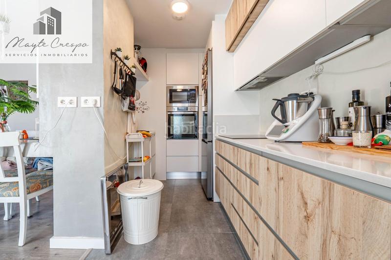 Foto fb165209-a1e0-4dd6-ba87-58f689e720fb. Ático en calle deifontes 2 exclusivo ático con 97 m2 de terraza y vistas a sierra nevada en barrio periodistas en Granada