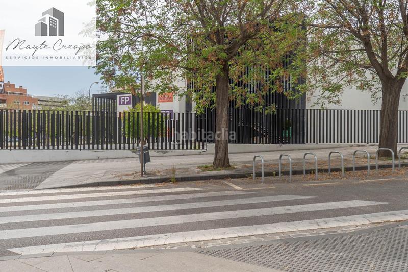 Foto fb71d7b9-8ec6-43f1-8445-ab9d03160f27. Ático en calle deifontes 2 exclusivo ático con 97 m2 de terraza y vistas a sierra nevada en barrio periodistas en Granada