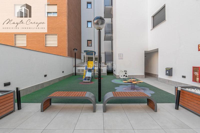 Foto fc7996c0-62a0-468b-ac4f-d8c4672f0f19. Ático en calle deifontes 2 exclusivo ático con 97 m2 de terraza y vistas a sierra nevada en barrio periodistas en Granada