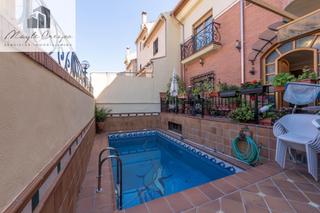 Casa en Calle castoreño 7. Casa de lujo en granada