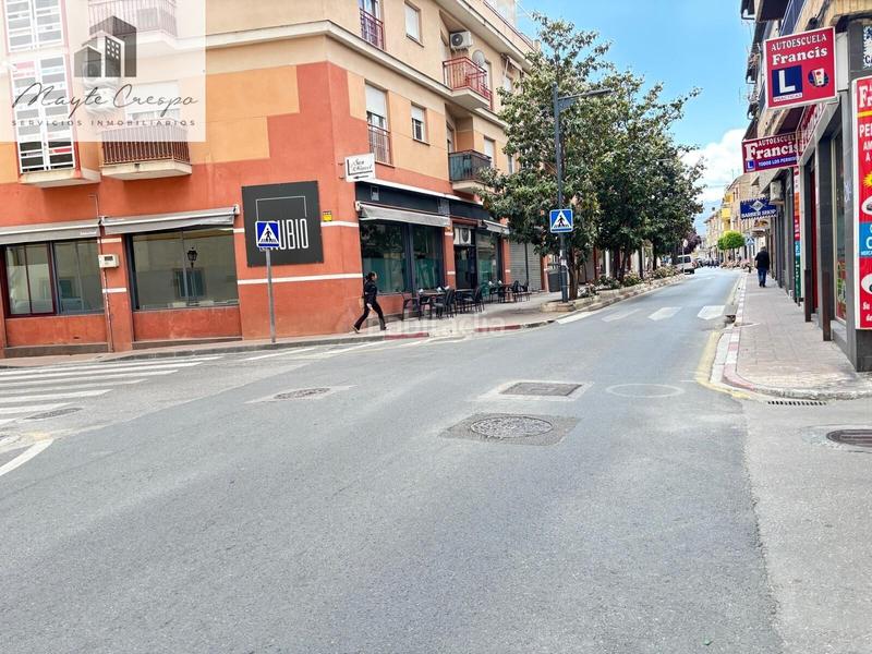 Foto f8cf3aae-74ca-4ce8-8479-05a20819813e. Local comercial  con posible cambio de uso para vivienda. en Armilla
