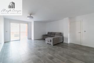 Pis  Calle doctor barraquer. Buscas un hogar listo para estrenar en el corazón de albolote?