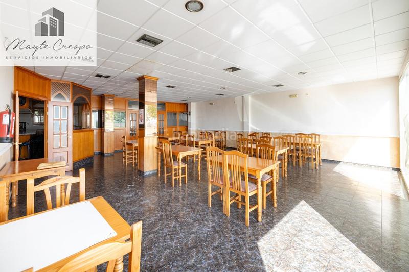 Foto 1c56f418-4b99-4aa4-9c8f-4998ada657c0. Casa en carretera cordoba 12 oportunidad para emprendedores edificio polivalente junto a la autovía, listo para rentabilizar! en Oria