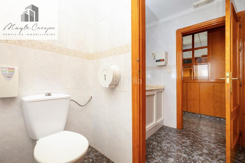 Foto 6d9f03f4-ef77-41fb-97e4-b2aaa3d97c69. Casa en carretera cordoba 12 oportunidad para emprendedores edificio polivalente junto a la autovía, listo para rentabilizar! en Oria