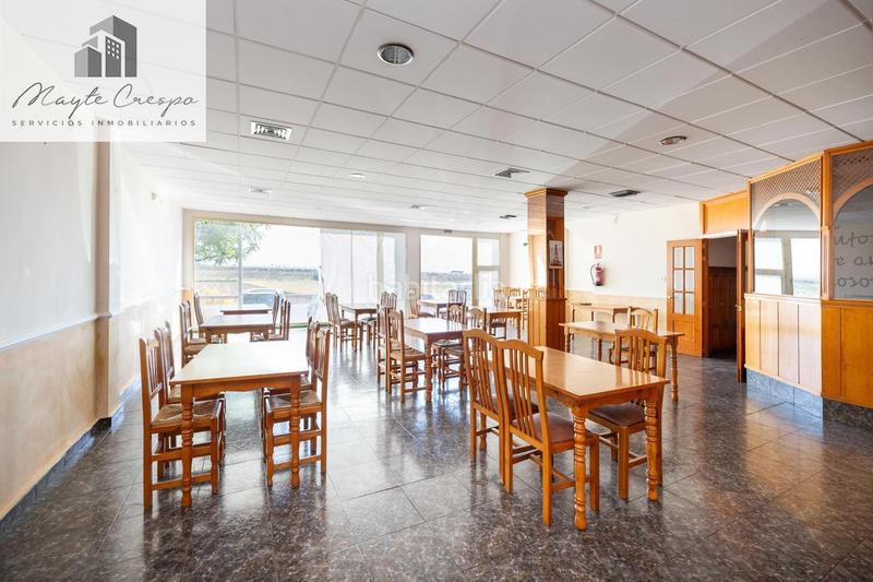 Foto edae9794-8be2-4bb5-8b64-27c85e5e8e27. Casa en carretera cordoba 12 oportunidad para emprendedores edificio polivalente junto a la autovía, listo para rentabilizar! en Oria
