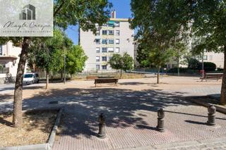 Appartamento  Calle mercedes gaibrois. Piso en camino bajo de huetor